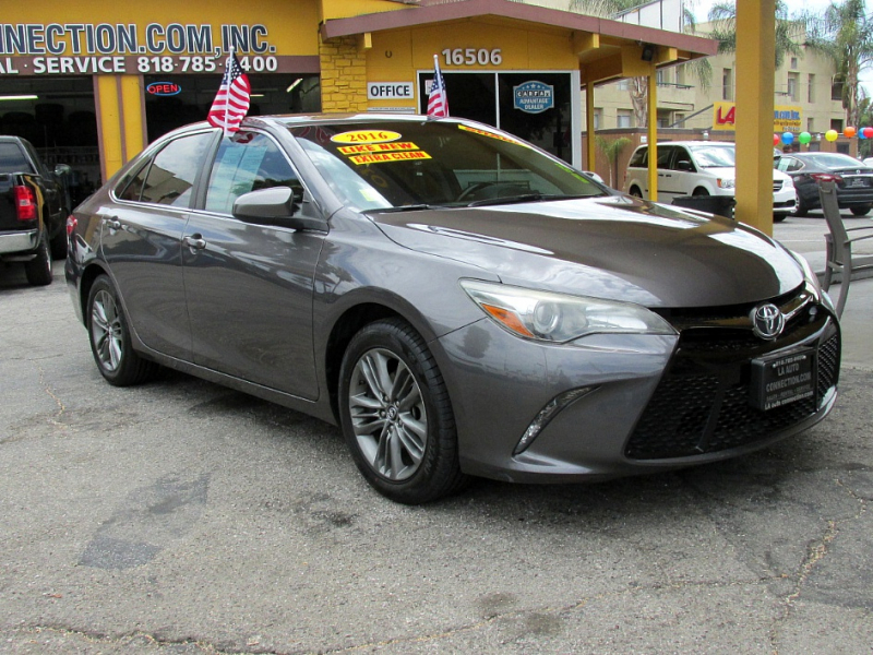 2016 Toyota Camry 2016-Toyota-Camry